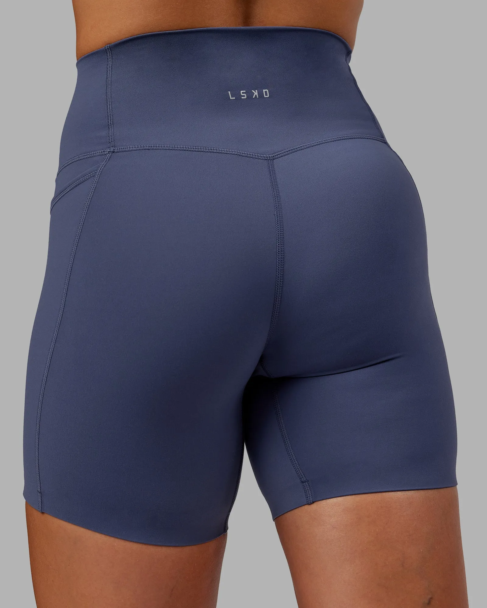 Abs Elixir Mid Short Tights with Pockets - Nightshadow Blue