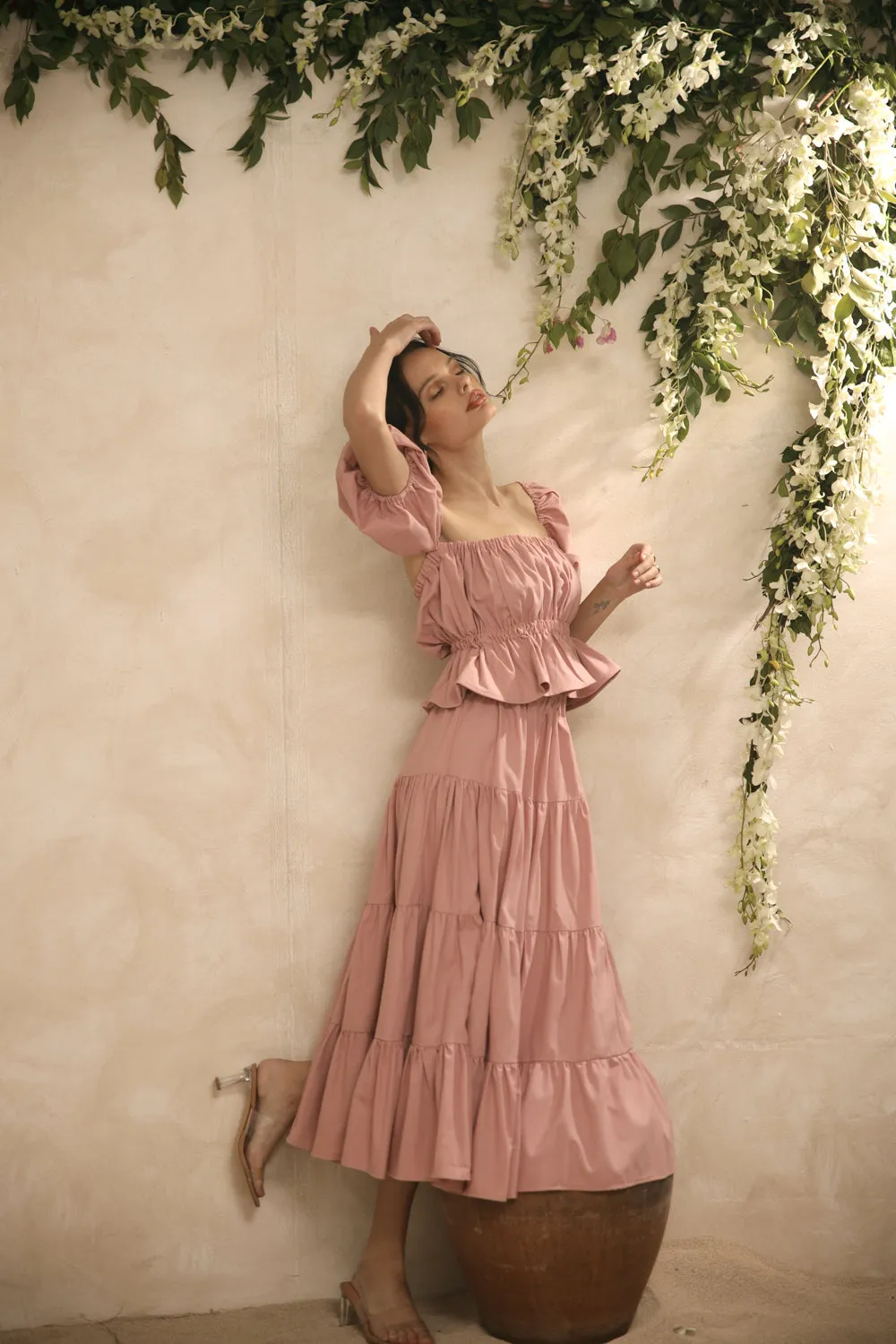 ALBA SET Balloon Sleeve Gartered Top with Four-Layer Midi Skirt (Pink Linen)