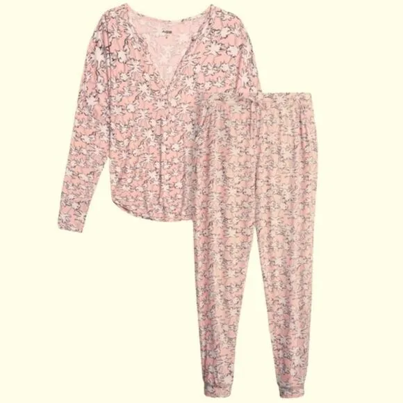 AQS Long Sleeve Henley &amp; Joggers 2-Piece Pajama Set
