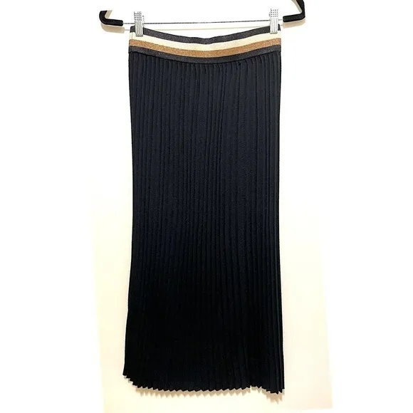 Bailey 44 Pleated Black Skirt, Size Small