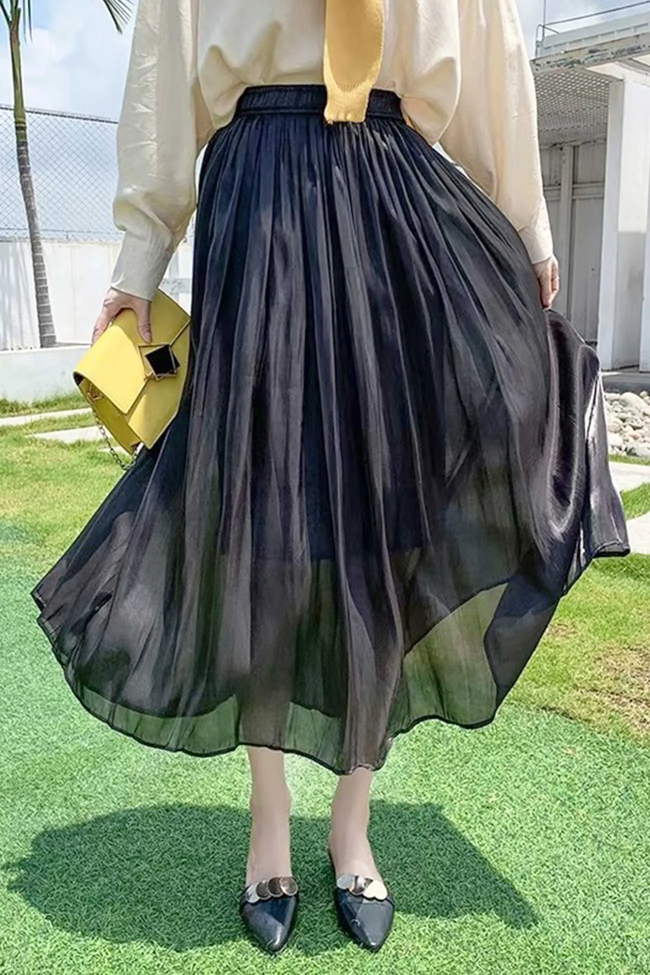BerryBetty - Solid Streamer Crinkle Skirt