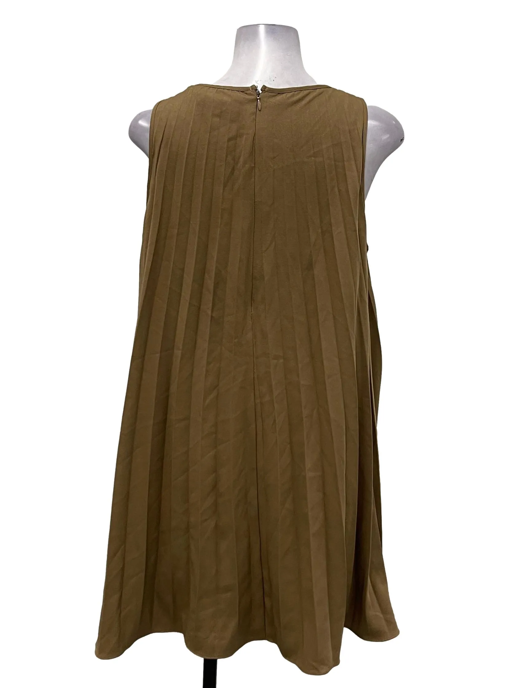 Brown Roundneck Pleated Mini Shift Dress