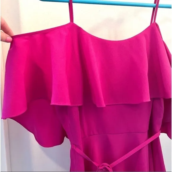 CECE Cynthia Steffe Flowy Fuchsia Flounce Sleeve Cold Shoulder Midi Dress Sz: 0