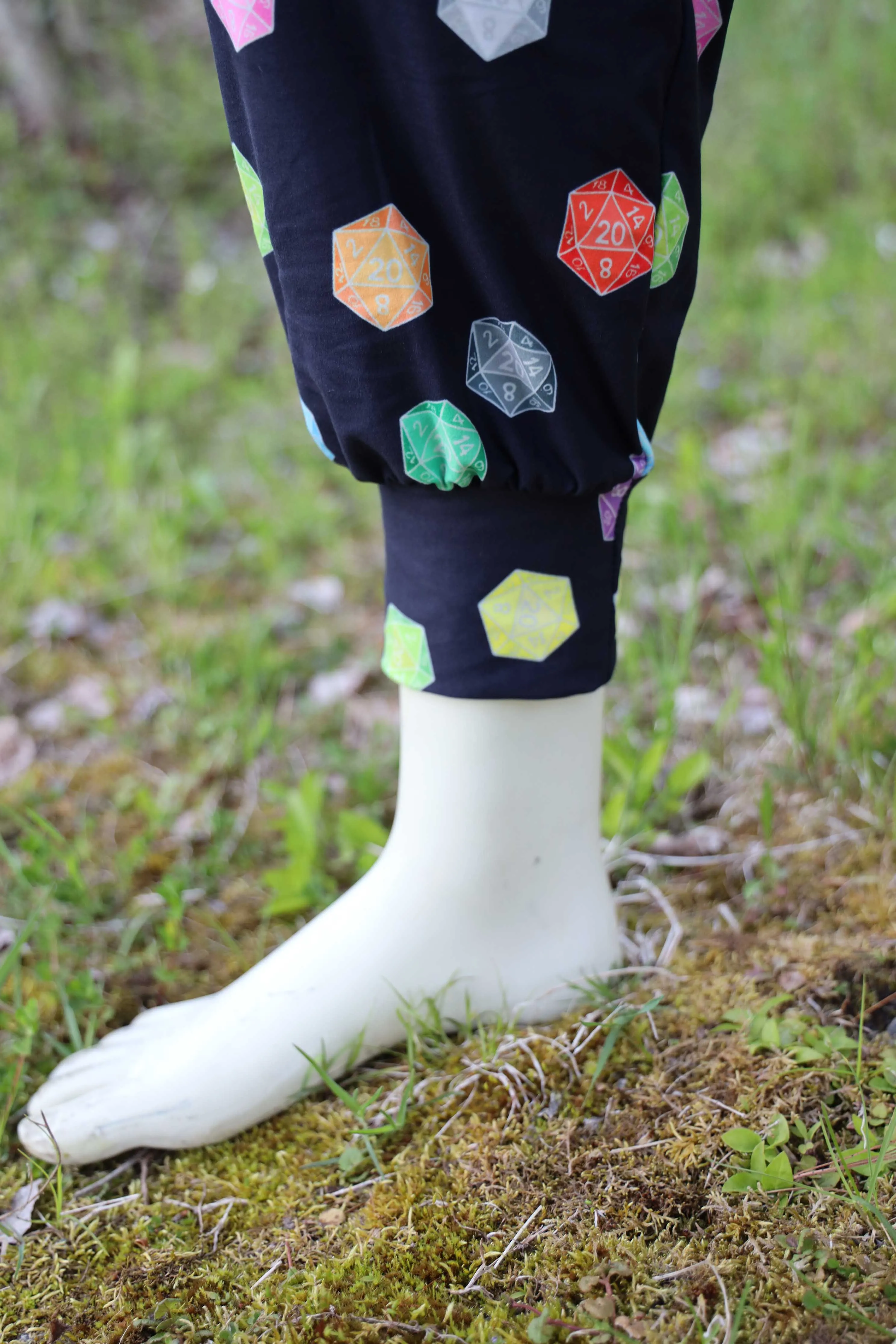 D20  Joggers - SIZE: L/XL (Large/XLarge)