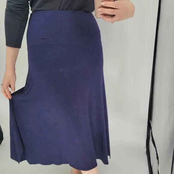 Eileen Fisher blue A lign sides flowy skirt size Medium