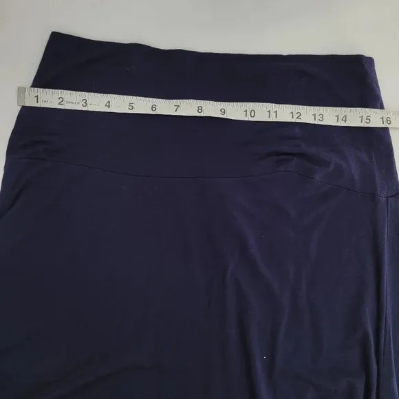 Eileen Fisher blue A lign sides flowy skirt size Medium