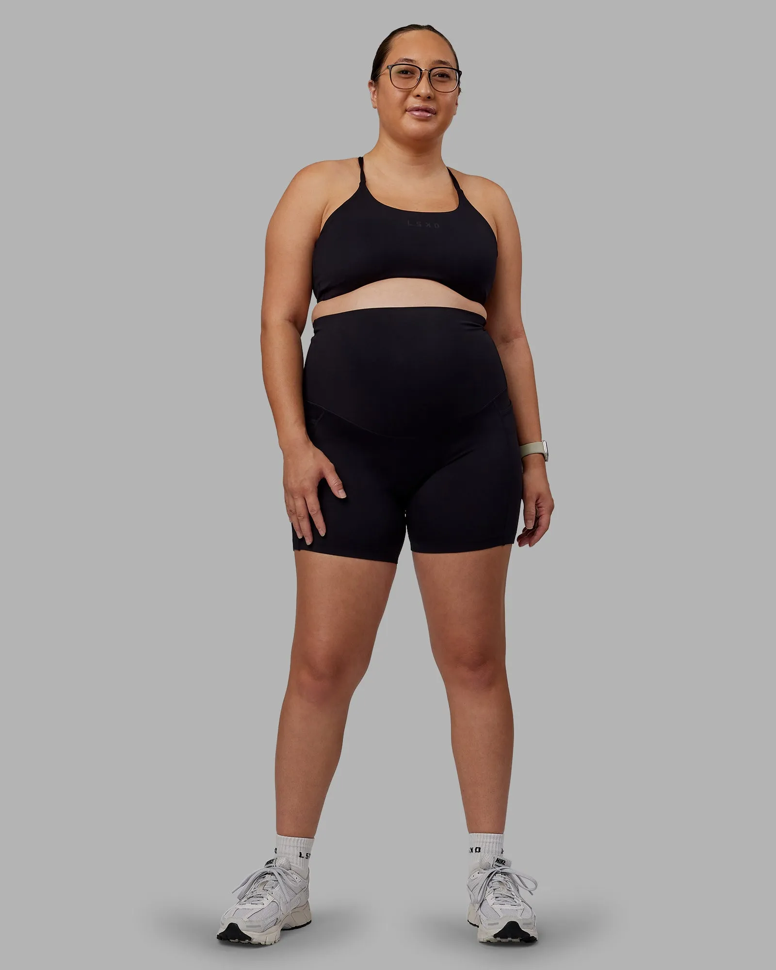 Elixir Maternity Mid Short Tights With Pockets - Black