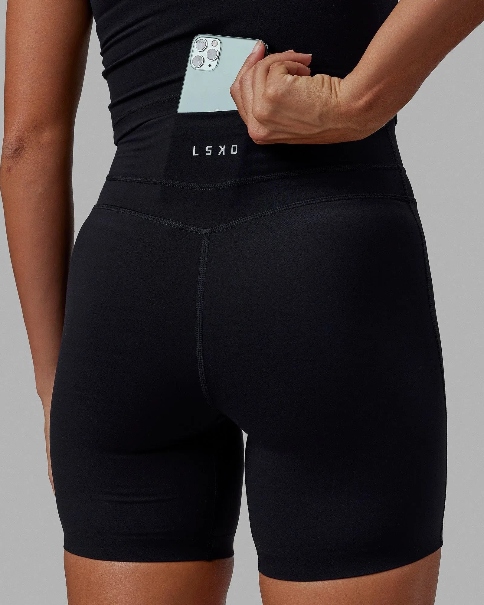 Enhance Mid Short Tights - Black
