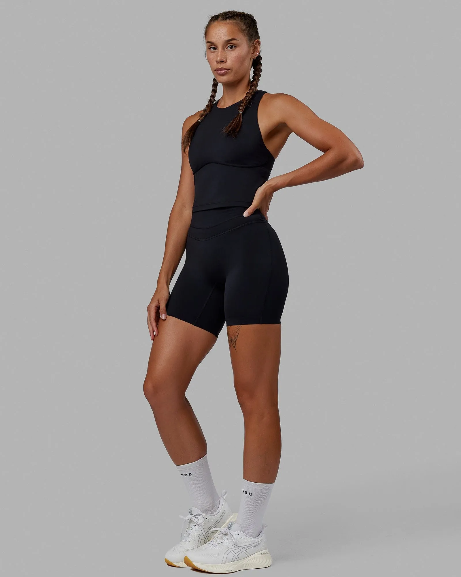 Enhance Mid Short Tights - Black