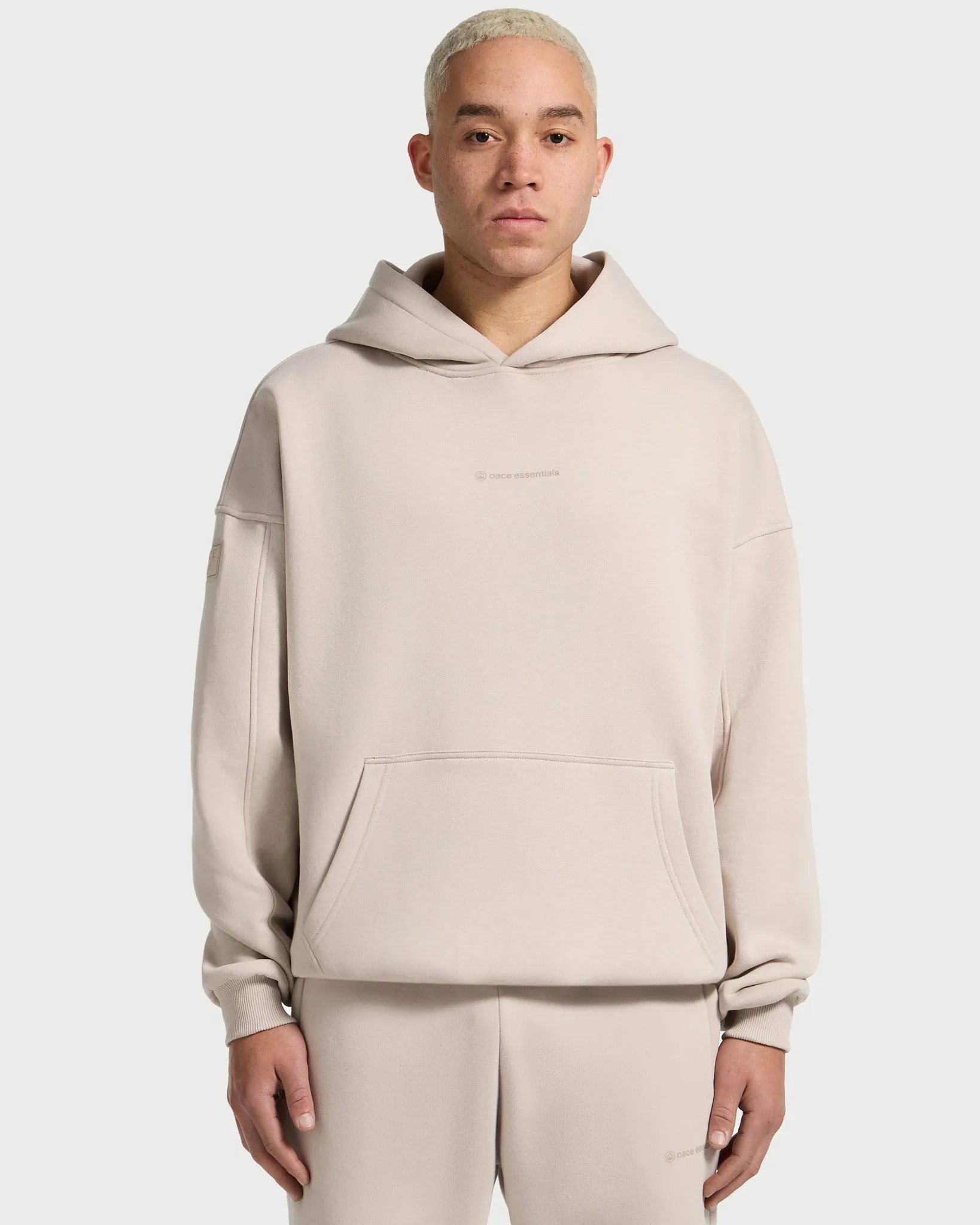 essentials Hoodie (Outlet)