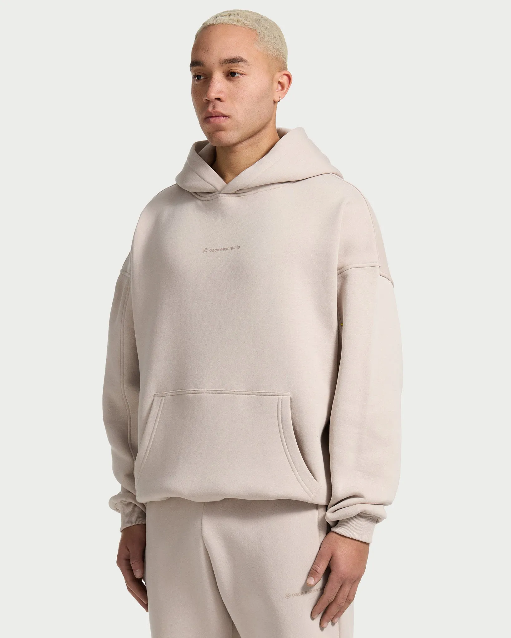 essentials Hoodie (Outlet)