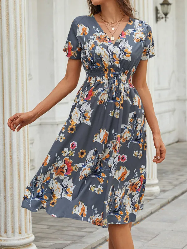 Floral Print Midi Dress with V-Neck and Smocked Waist