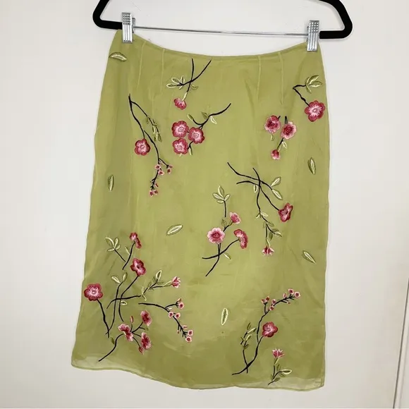 Inc international 100% silk midi skirt embellished flor 8 soft green