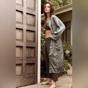 Intimately by Free People Oasis House Robe NWT Size M/L Stone Combo