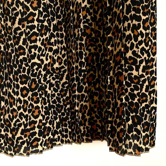 J. Crew Pleated Midi Skirt In Leopard Print Size 00 EUC