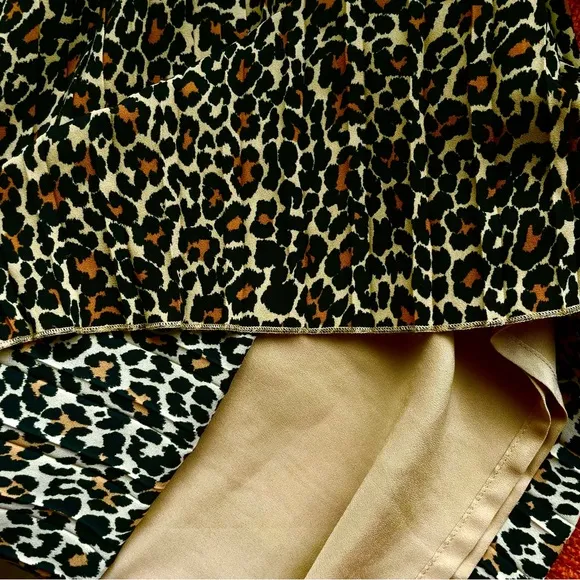 J. Crew Pleated Midi Skirt In Leopard Print Size 00 EUC
