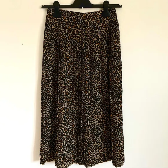 J. Crew Pleated Midi Skirt In Leopard Print Size 00 EUC