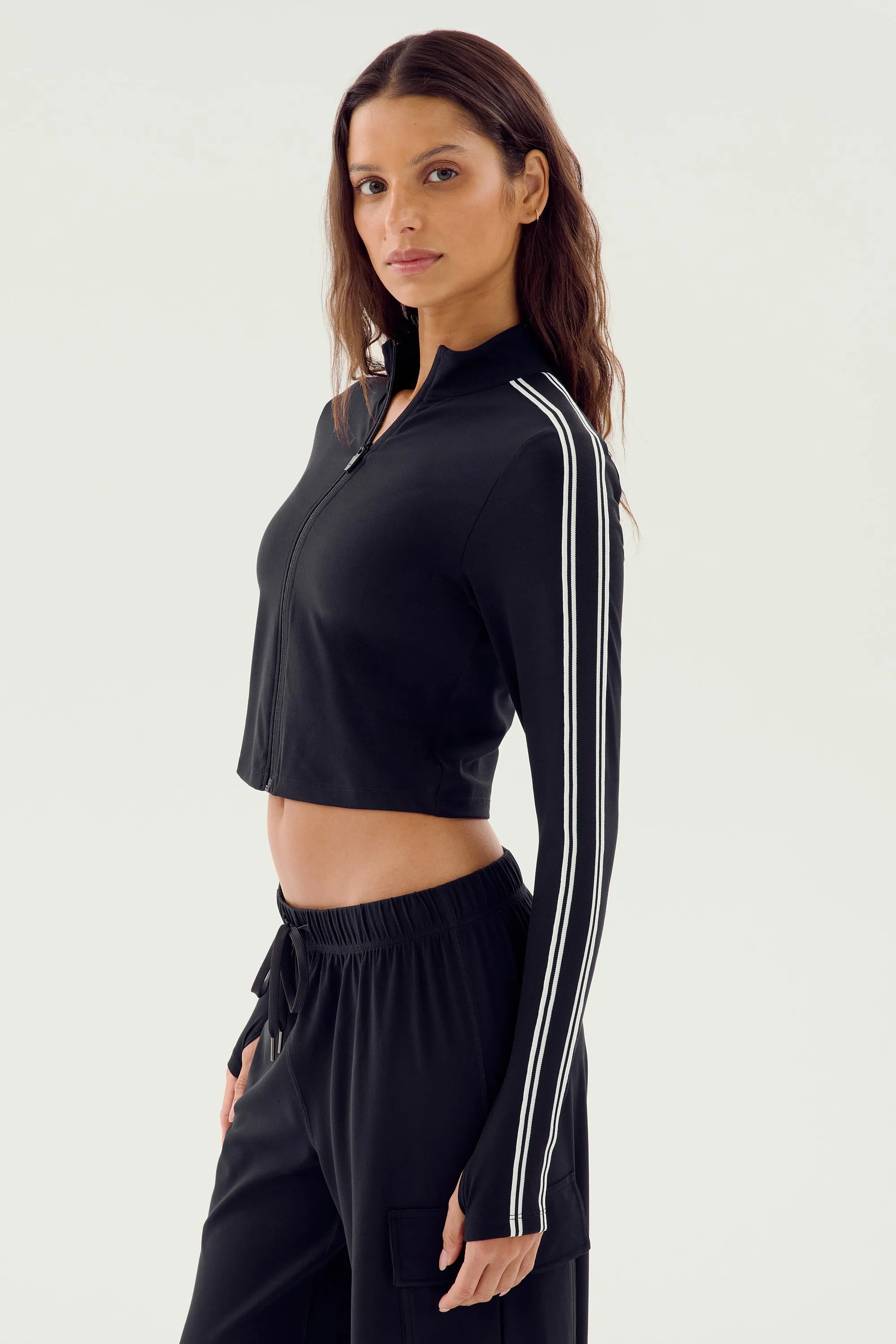 Leo Airweight Jacket Crop - Black/White