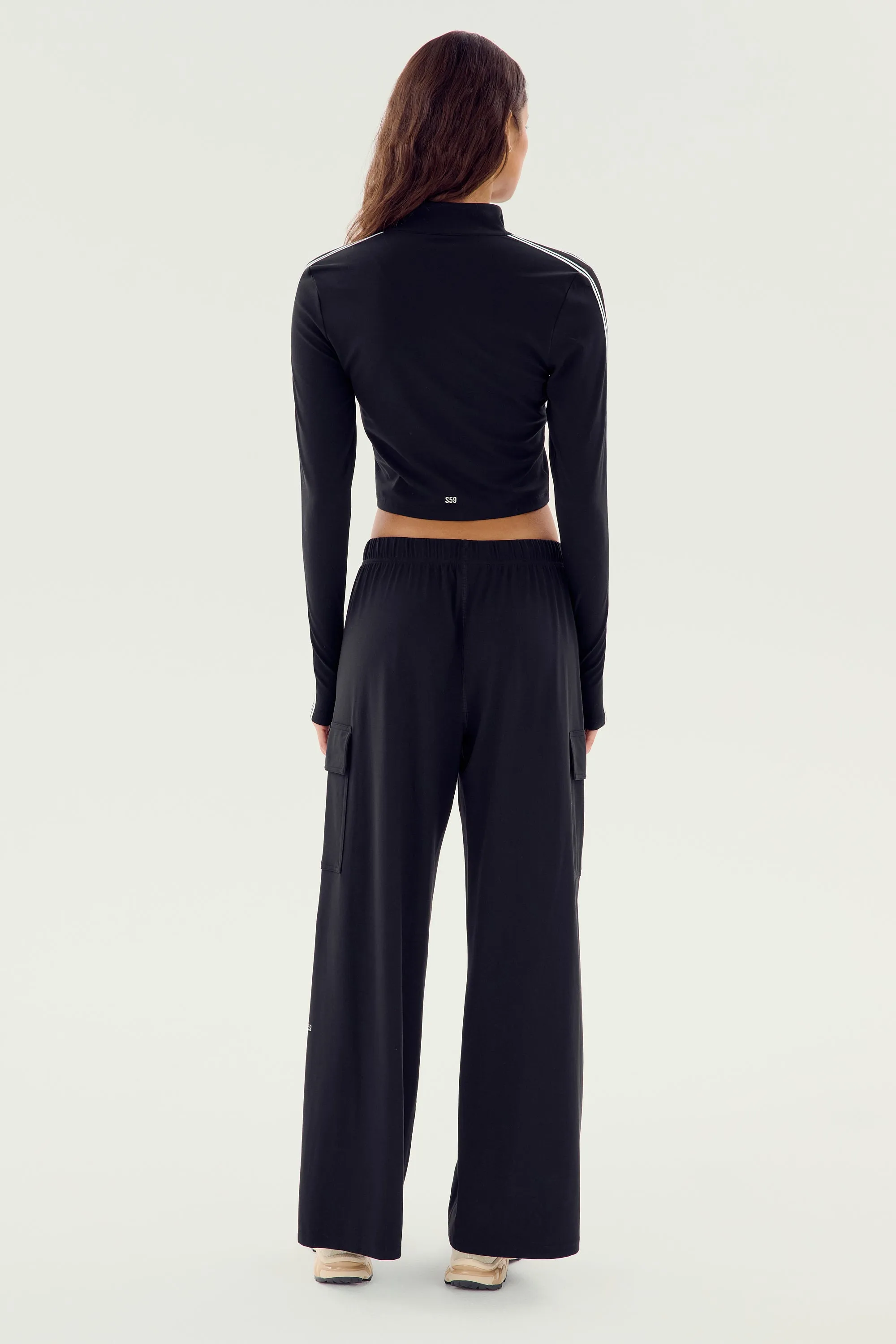 Leo Airweight Jacket Crop - Black/White