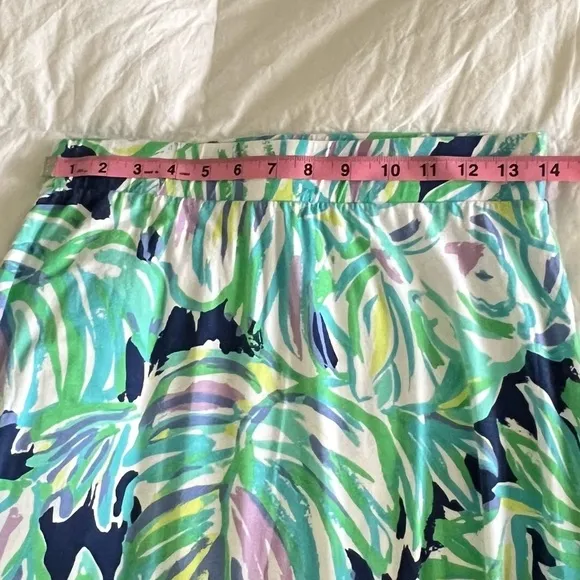 Lilly Pulitzer Shia midi skirt in uptown trunk print size small
