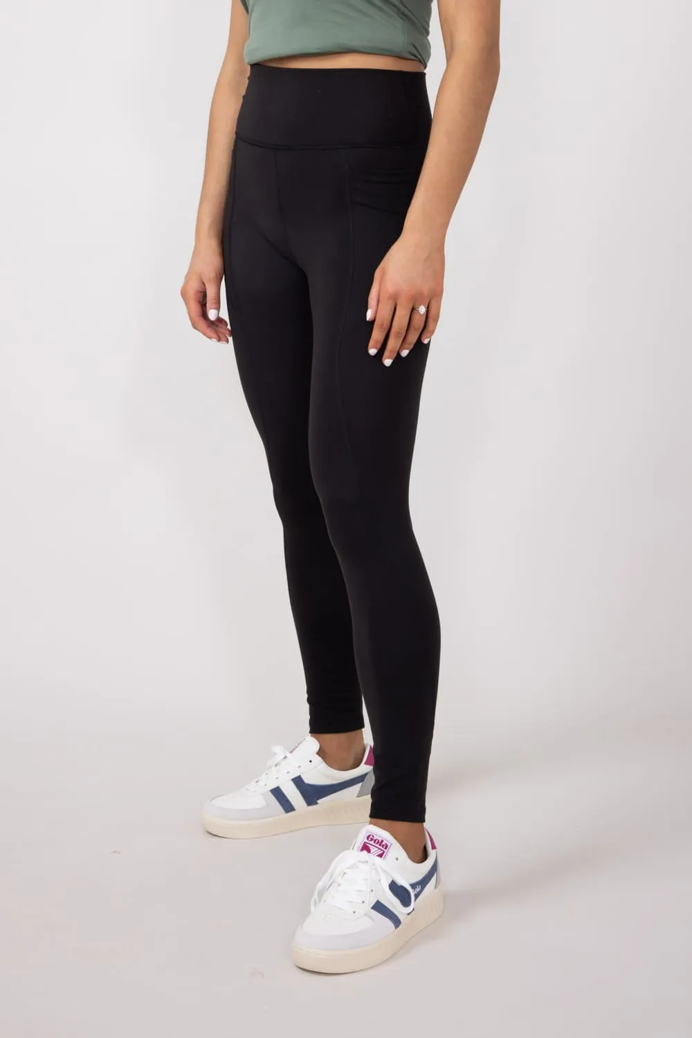 Love Tree Contour Pocket Leggings for Women in Black | 6942PN-BLACK
