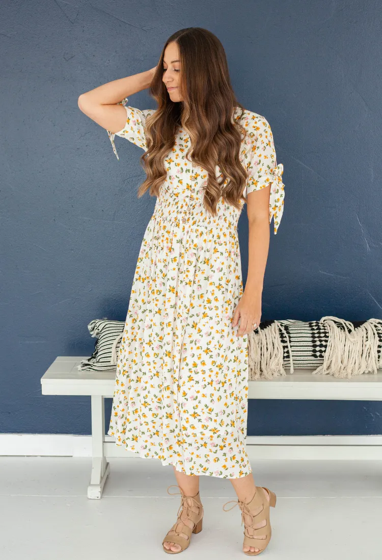 LuLu Floral Midi in Ivory