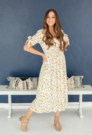 LuLu Floral Midi in Ivory