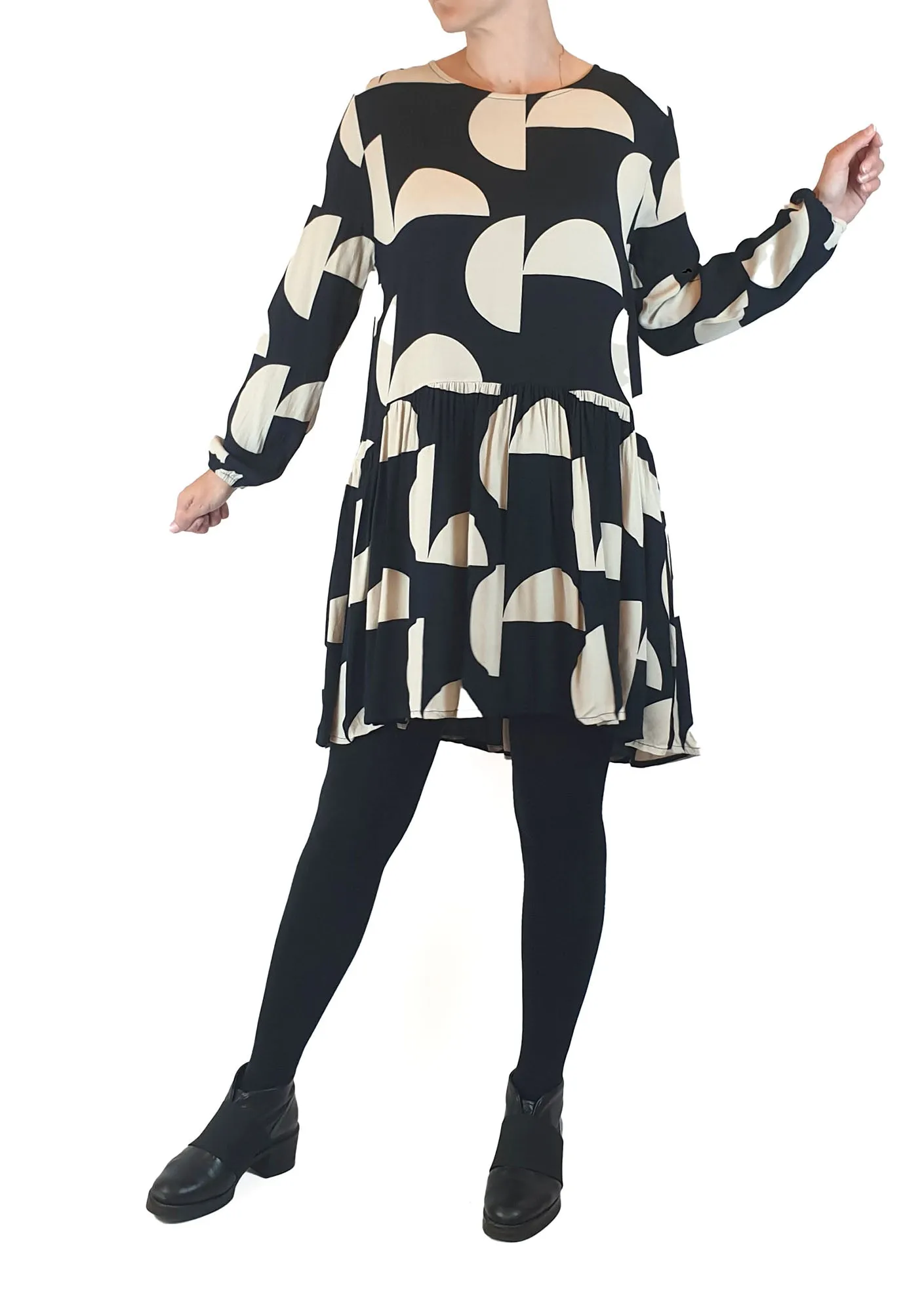 Mister Zimi black and white print long sleeve dress size 8