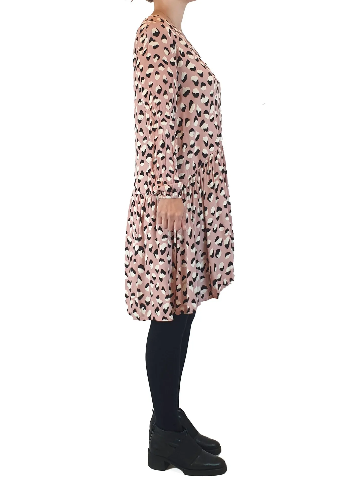 Mister Zimi pink animal print long sleeve dress size 8