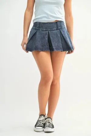 MONO B Mineral Wash Pleated Mini Skort