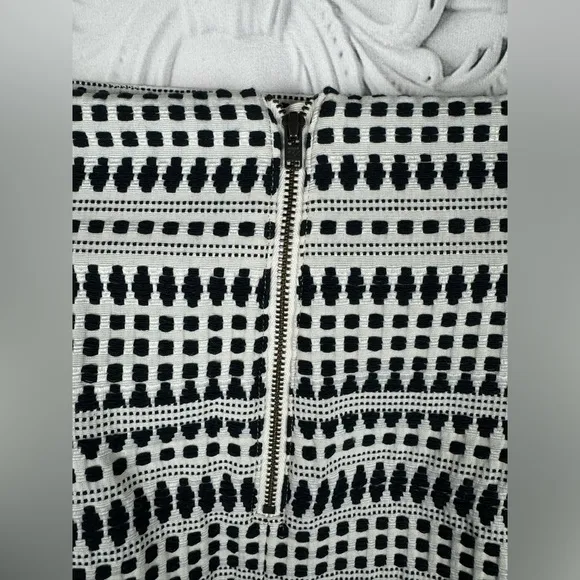 Mosaic Jacquard Loft Medi Slim Fit Pencil Skirt Business Casual