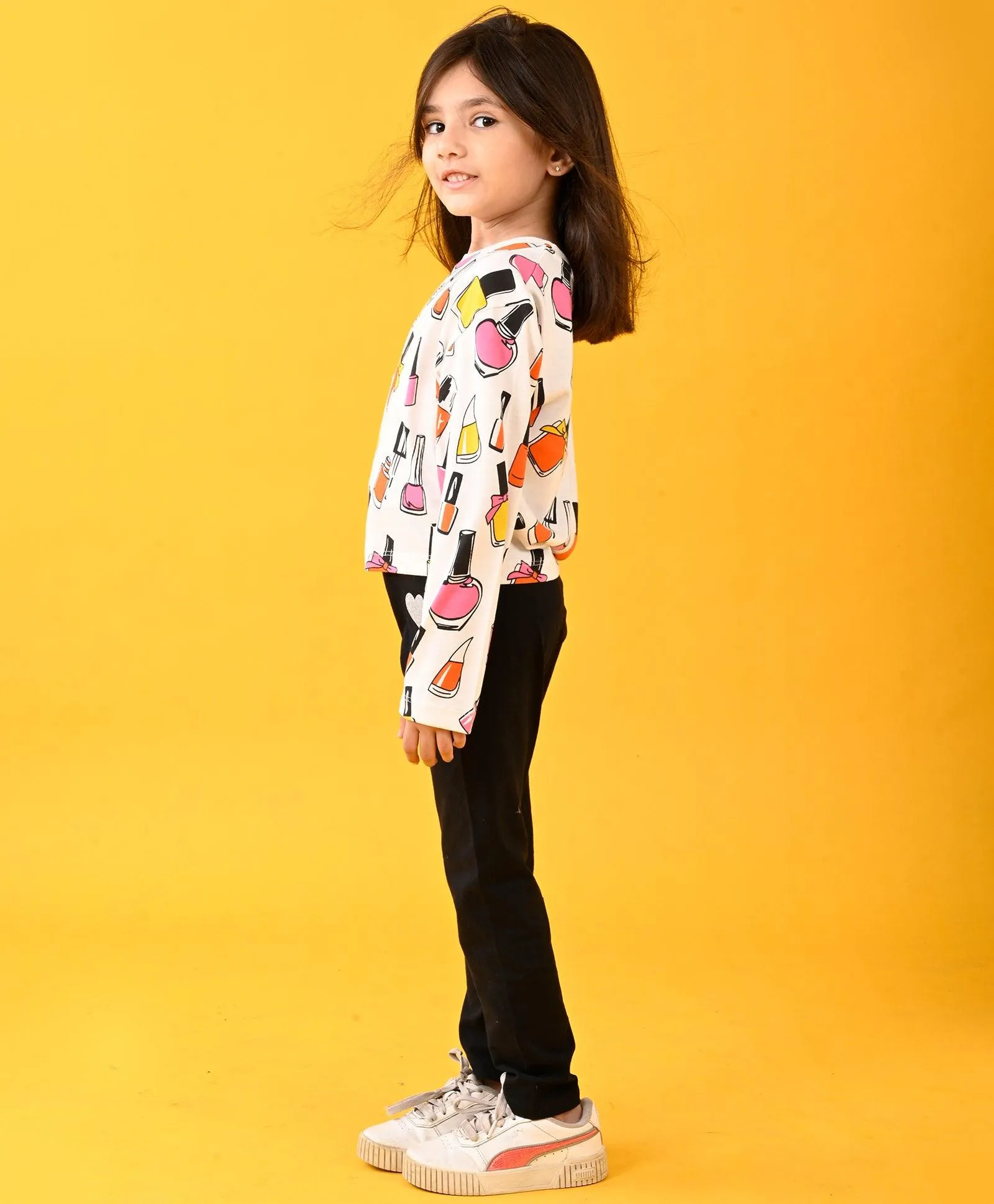 NAIL PAINT FUN LONG SLEEVES T-SHIRT AND BLACK FLEECE JOGGER SET - WHITE/BLACK