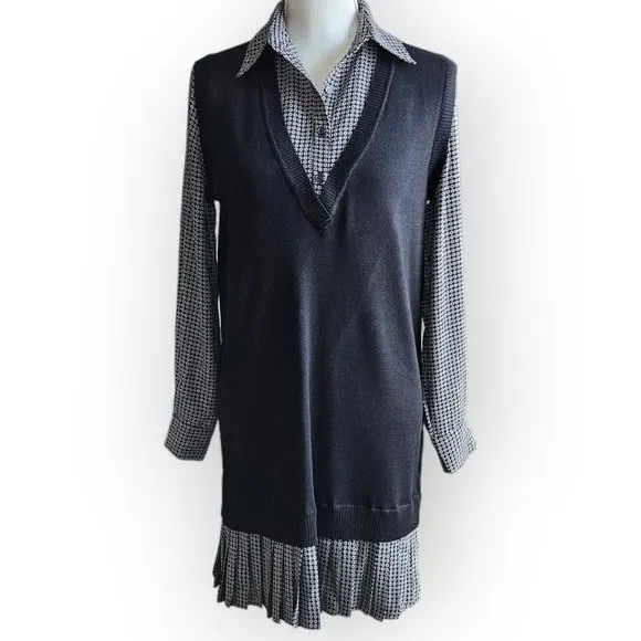 NEW!  Max Studio Black White Pleated Sweater Vest Mini Dress.  US Size XS.