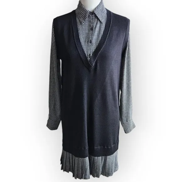 NEW!  Max Studio Black White Pleated Sweater Vest Mini Dress.  US Size XS.