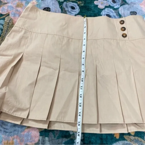 NWT Anthropologie Pleated Mini Skirt Khaki Tank Button Y2k 90s size 14