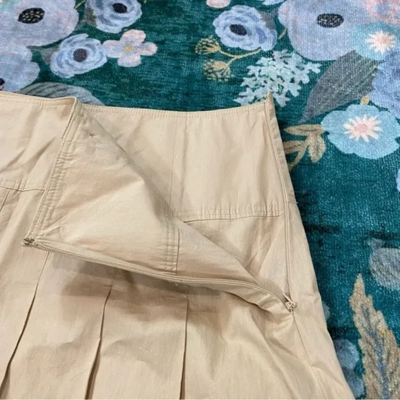 NWT Anthropologie Pleated Mini Skirt Khaki Tank Button Y2k 90s size 14