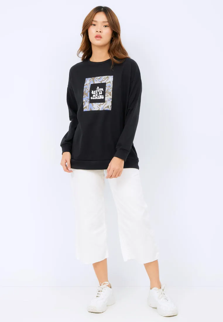 Oversized Graphic Sweatshirt