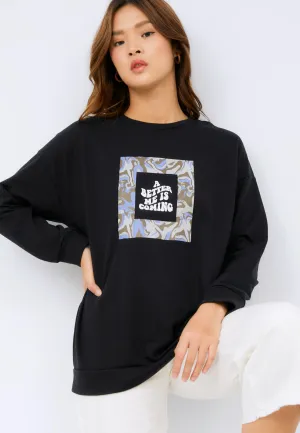 Oversized Graphic Sweatshirt