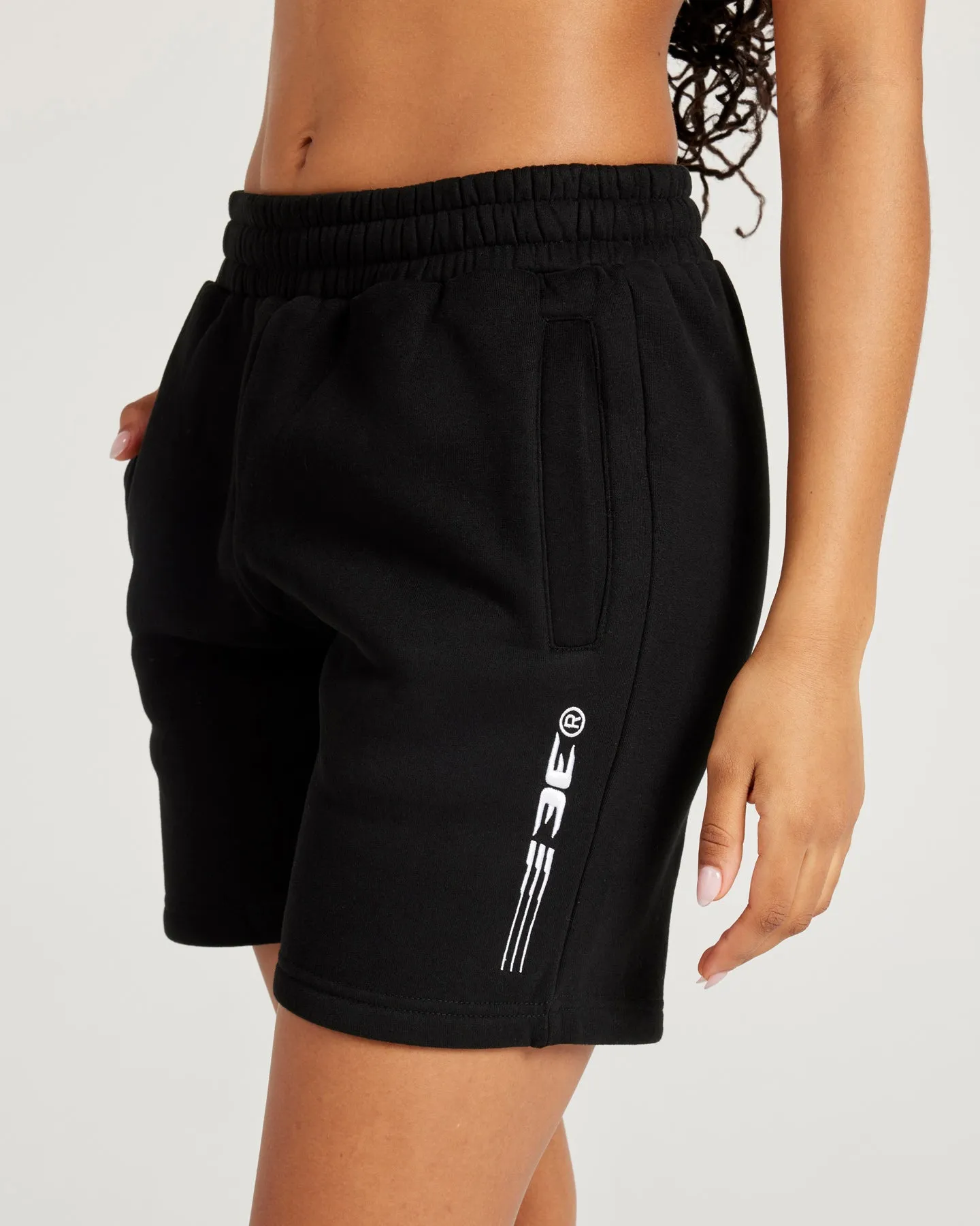 Pursuit Shorts - Black