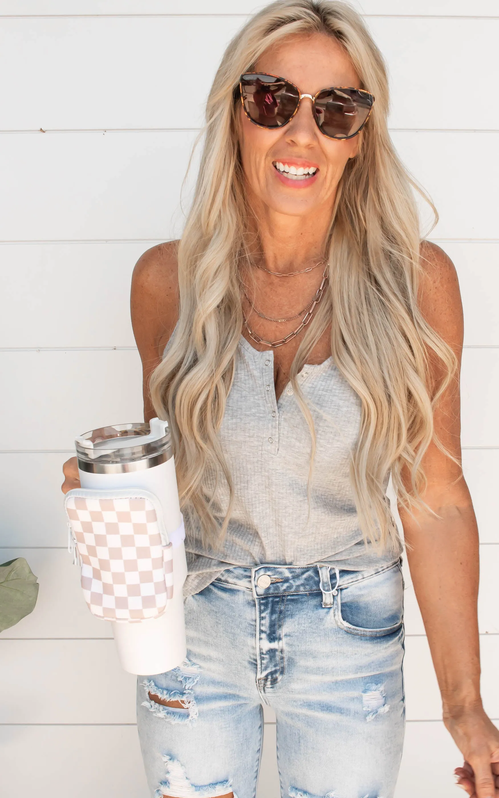 RIBBED SNAP BUTTON CLOSURE CAMI TANK TOP - Final Sale