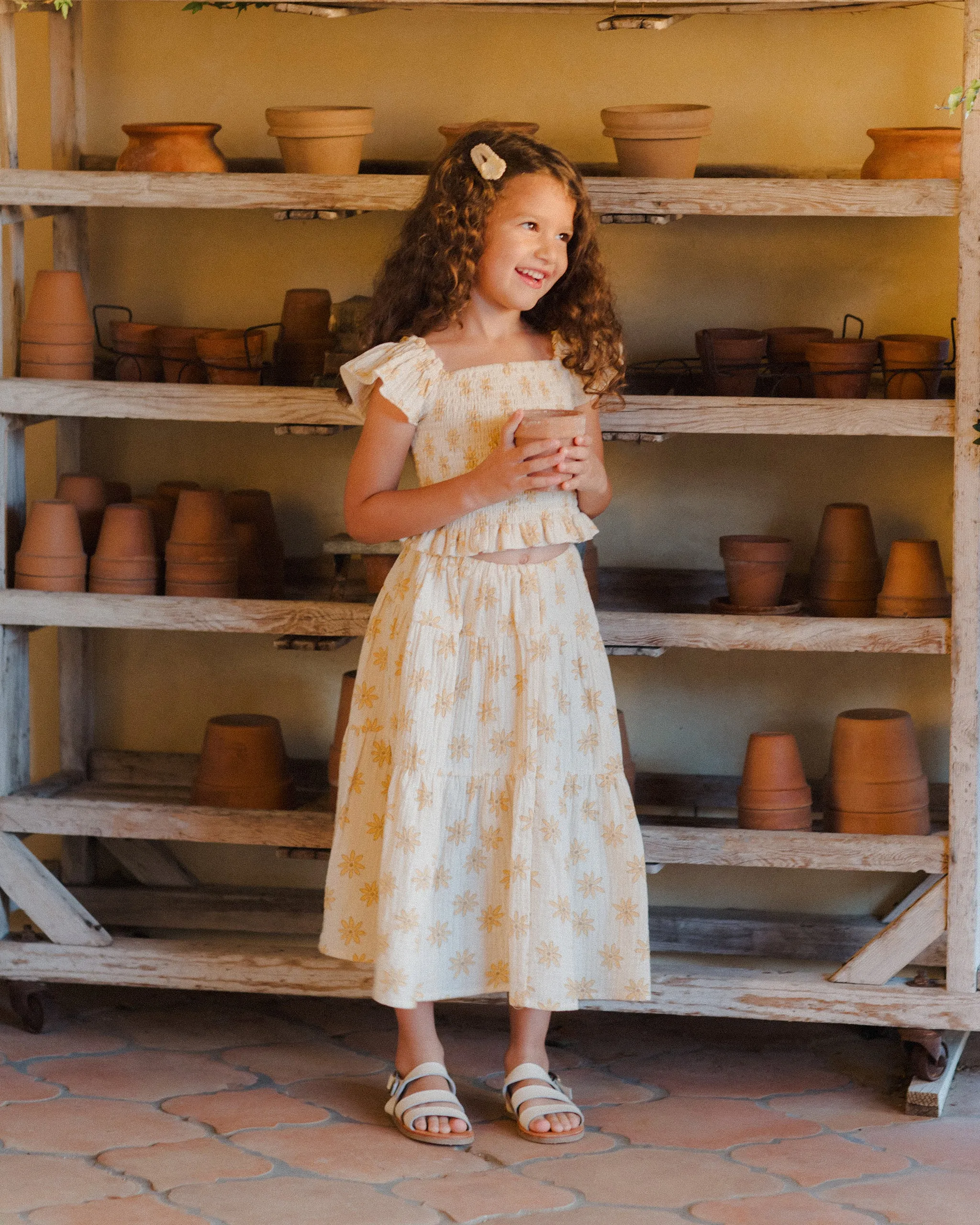 RYLEE   CRU Tiered Midi Skirt  || Daisies