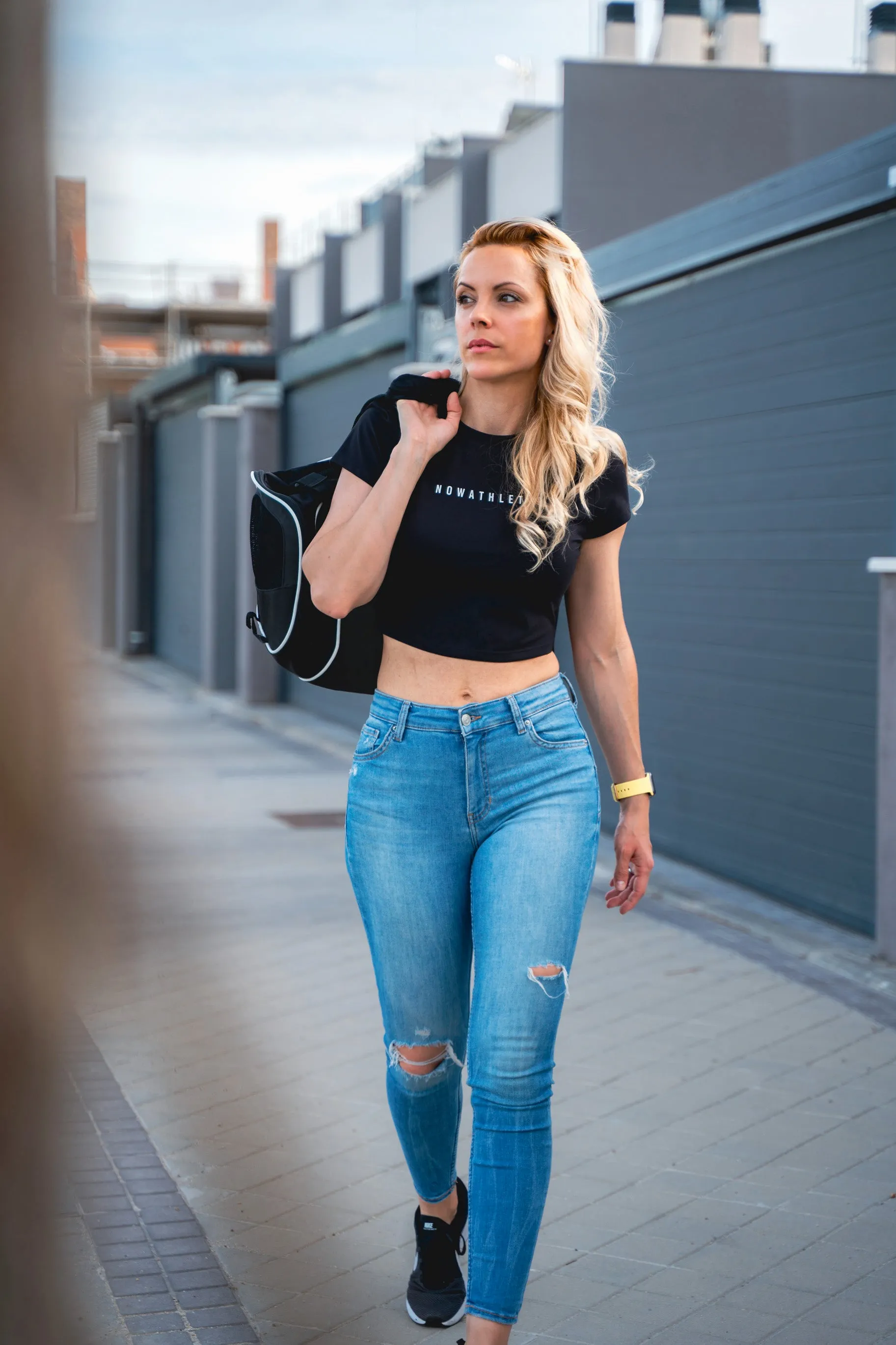 Soft Fit Crop Top - Black