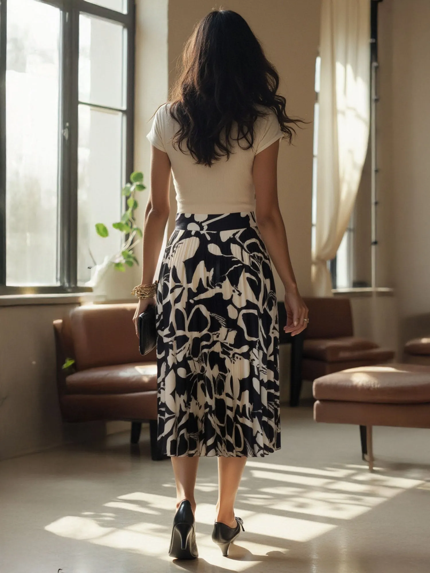 Sunburst Printed Pleated Midi Skirt