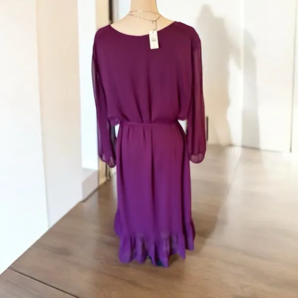 Talbot's NWT size 20 lined Fit &amp; Flare midi Dress in eggplant. 3/4 sheer sleeve.
