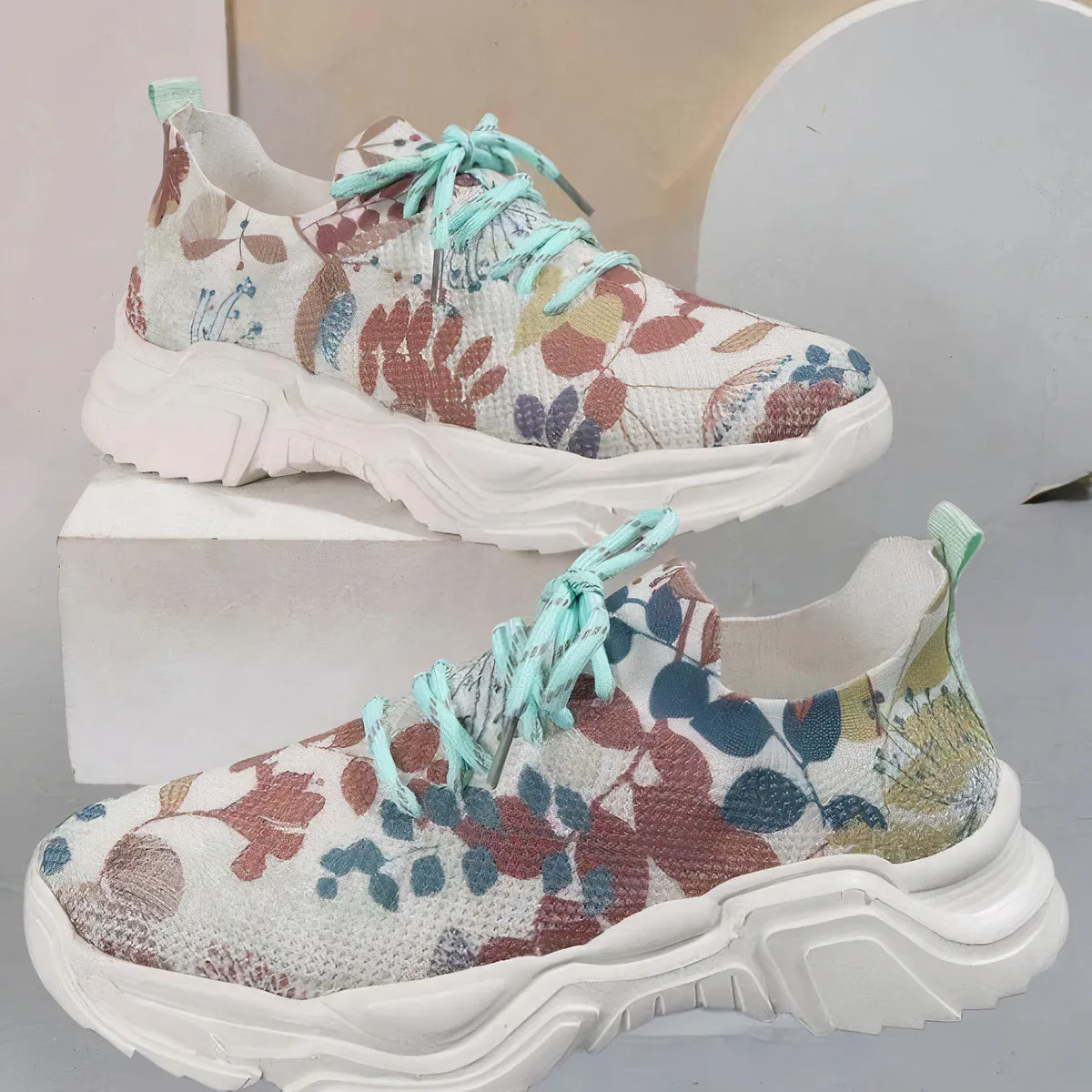 Tamar® | Floral Lace-Up Orthopedic Sneakers