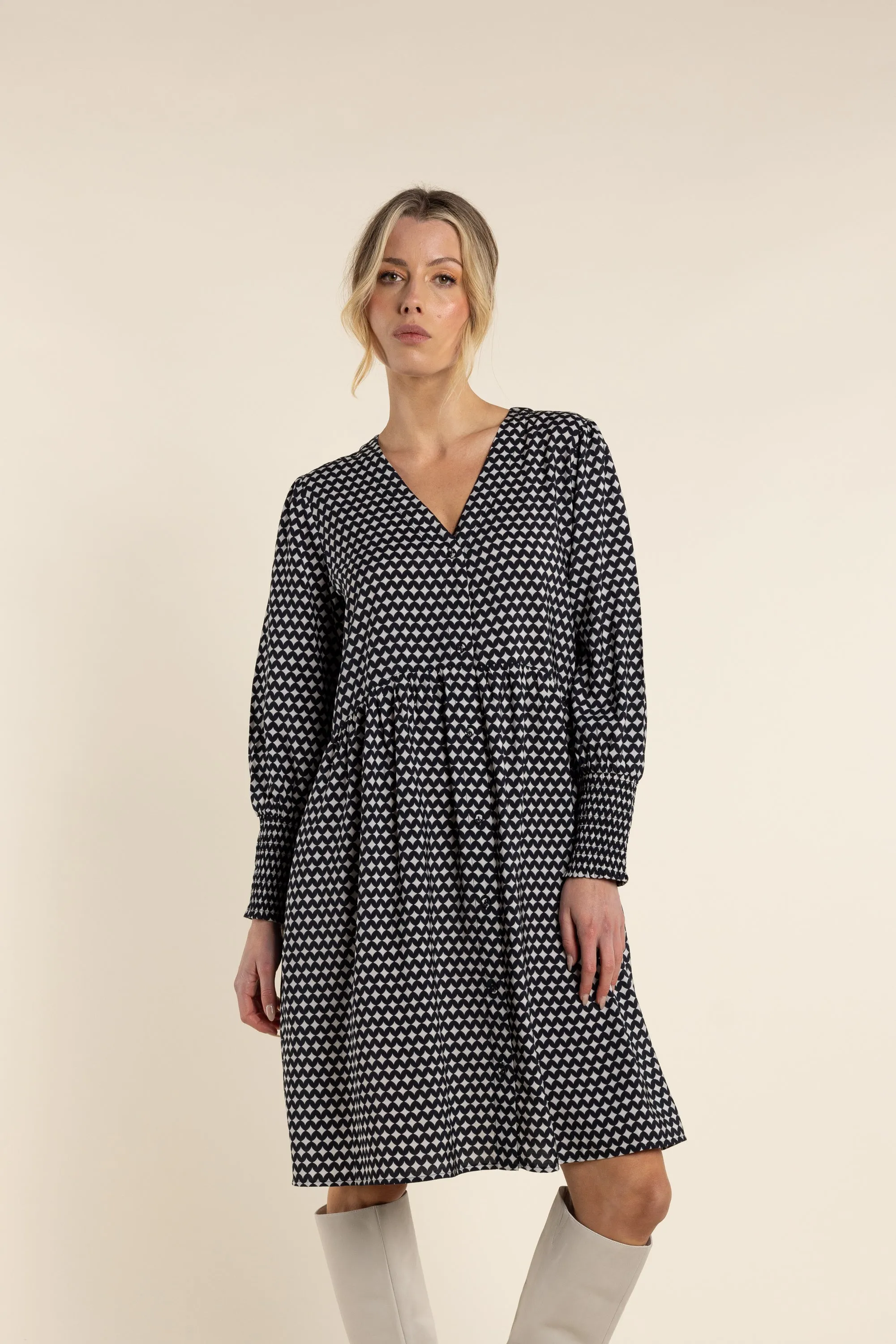 Two Ts geo print dress