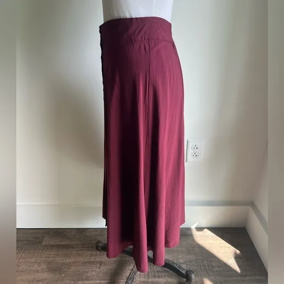 URBAN OUTFITTERS ECOTE BASQUE WAIST BUTTON DOWN MIDI SKIRT BURGUNDY SMALL