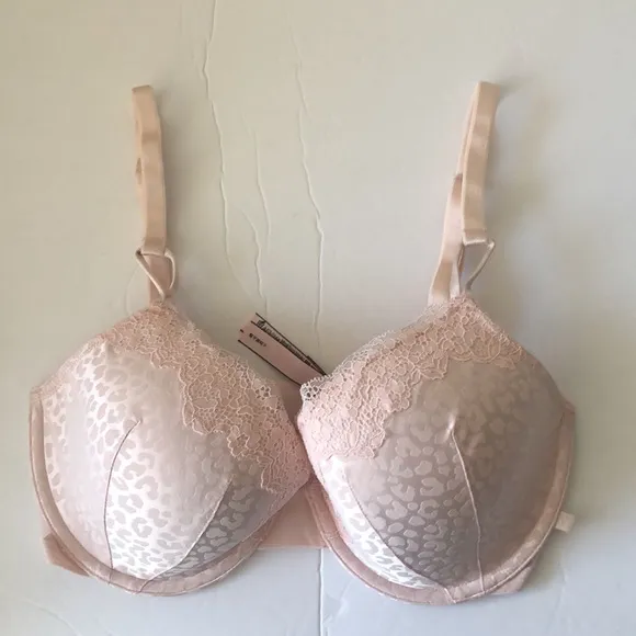 VICTORIA'S SECRET Sexy Tee Lightly-Lined Lace Trim Demi Bra Light Pink 36C