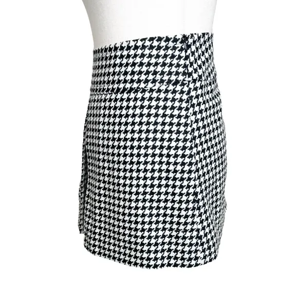 Vintage Y2K Trina Turk Houndstooth Wool Blend Pleated Mini Skirt Size 4