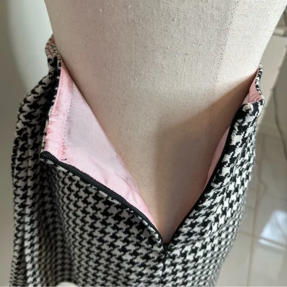Vintage Y2K Trina Turk Houndstooth Wool Blend Pleated Mini Skirt Size 4